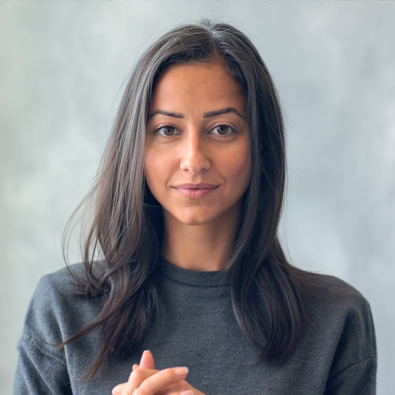 Maayan, founder